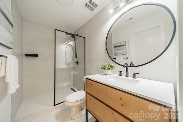 2528 Providence Road, Charlotte, NC 28211