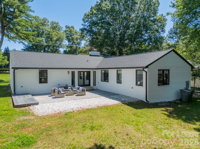 2528 Providence Road, Charlotte, NC 28211