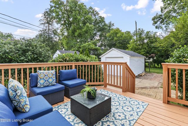 4023 Hycliffe Ave, Louisville, KY 40207