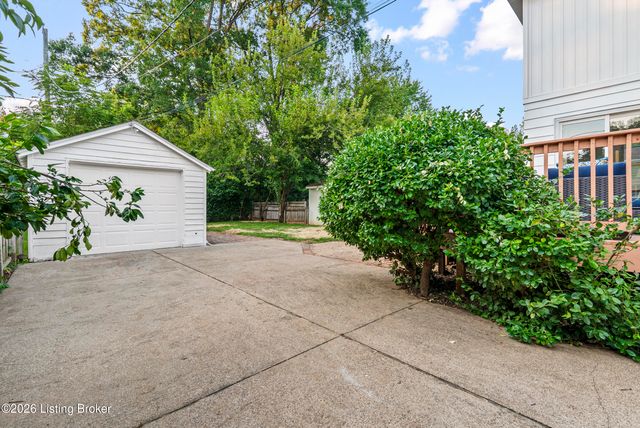 4023 Hycliffe Ave, Louisville, KY 40207
