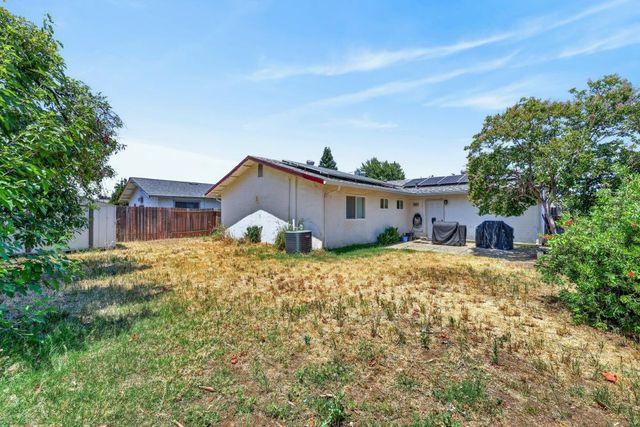 1613 4th St, Lincoln, CA 95648