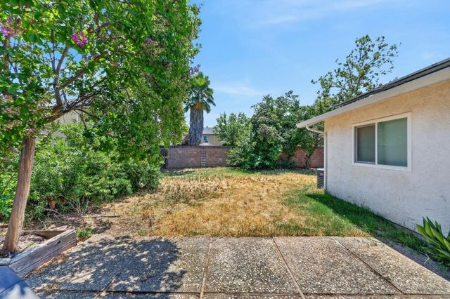 1613 4th St, Lincoln, CA 95648