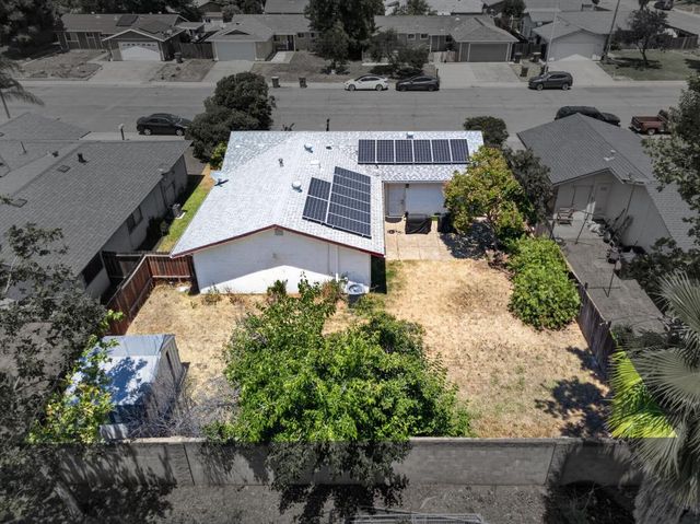 1613 4th St, Lincoln, CA 95648
