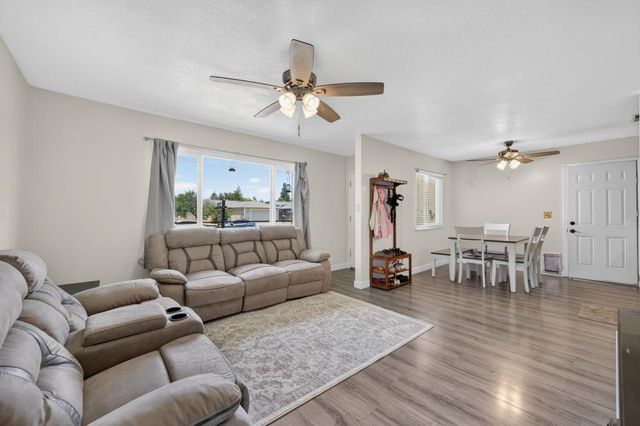 1613 4th St, Lincoln, CA 95648