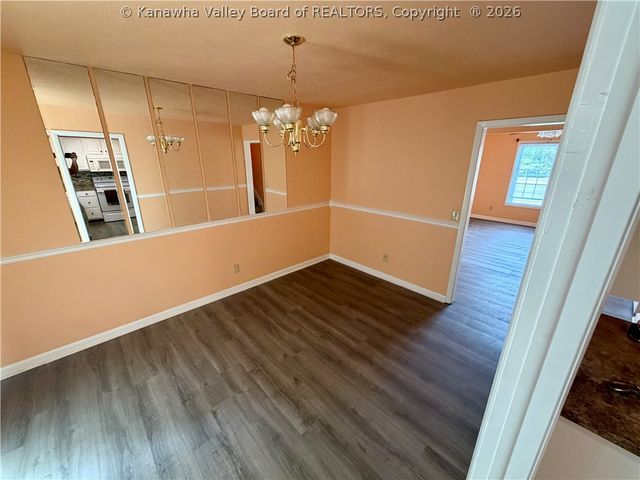 105 Geronimo Drive, St Albans, WV 25177