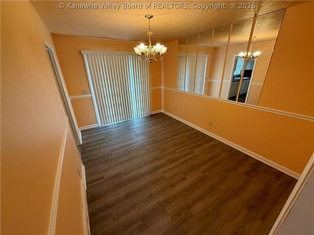 105 Geronimo Drive, St Albans, WV 25177
