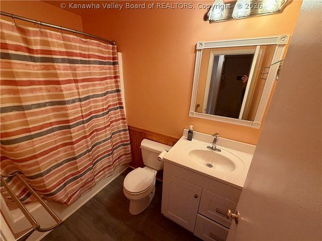 105 Geronimo Drive, St Albans, WV 25177
