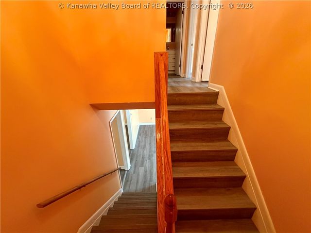 105 Geronimo Drive, St Albans, WV 25177