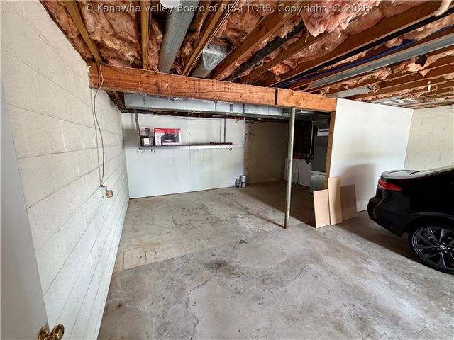 105 Geronimo Drive, St Albans, WV 25177