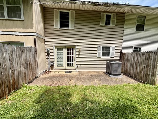 105 Geronimo Drive, St Albans, WV 25177