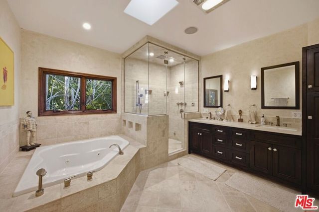 4816 Sylmar Avenue, Sherman Oaks, CA 91423
