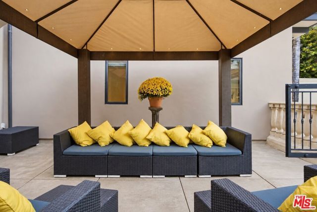 4816 Sylmar Avenue, Sherman Oaks, CA 91423