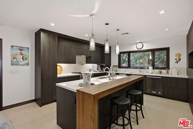 4816 Sylmar Avenue, Sherman Oaks, CA 91423