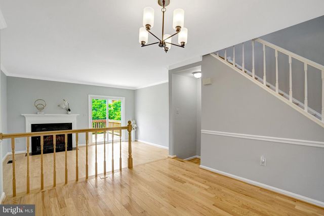 2122 HUTCHISON GROVE CT, Falls Church, VA 22043