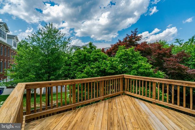2122 HUTCHISON GROVE CT, Falls Church, VA 22043