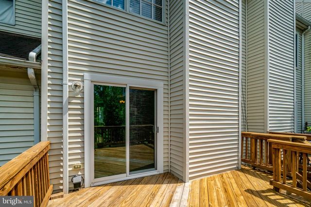 2122 HUTCHISON GROVE CT, Falls Church, VA 22043