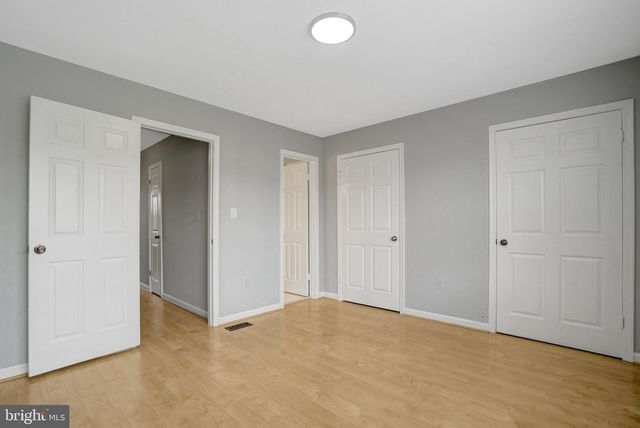 2122 HUTCHISON GROVE CT, Falls Church, VA 22043