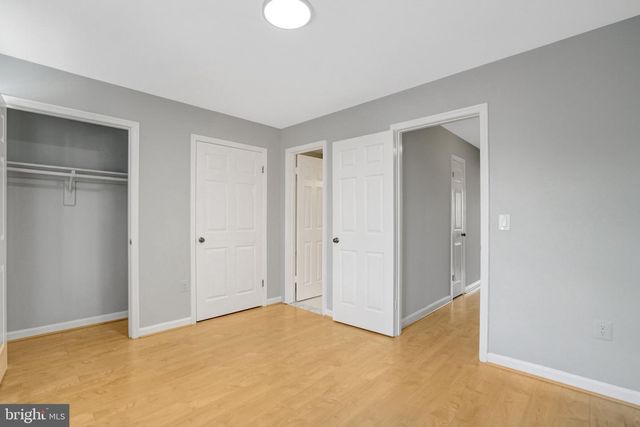 2122 HUTCHISON GROVE CT, Falls Church, VA 22043