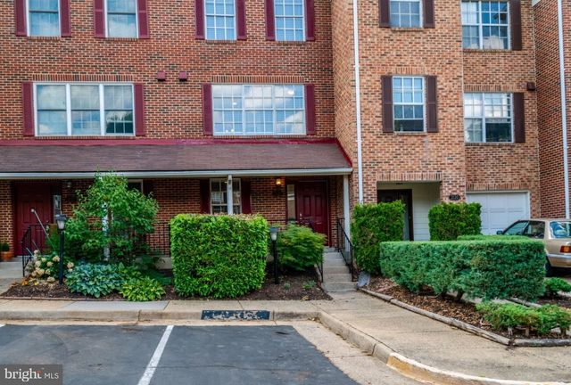 2122 HUTCHISON GROVE CT, Falls Church, VA 22043
