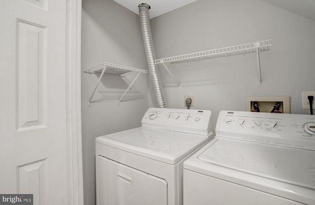 2122 HUTCHISON GROVE CT, Falls Church, VA 22043