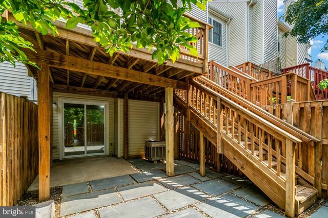 2122 HUTCHISON GROVE CT, Falls Church, VA 22043