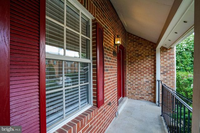 2122 HUTCHISON GROVE CT, Falls Church, VA 22043