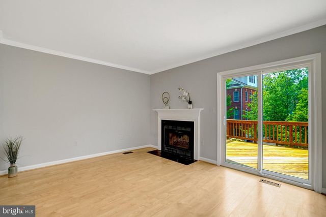 2122 HUTCHISON GROVE CT, Falls Church, VA 22043