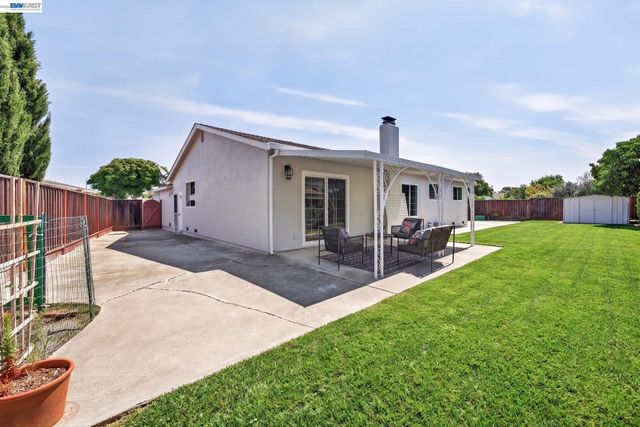 32518 Shiela Ct, Union City, CA 94587