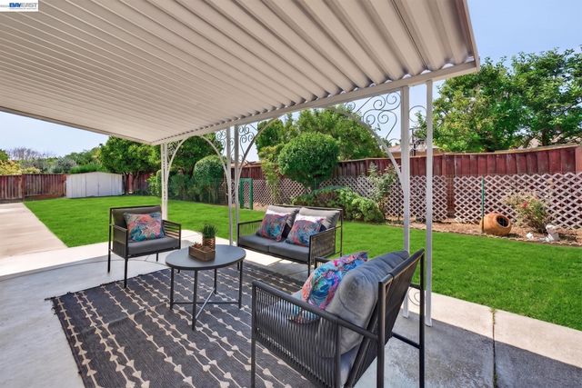 32518 Shiela Ct, Union City, CA 94587