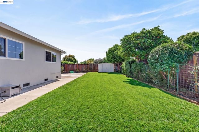 32518 Shiela Ct, Union City, CA 94587