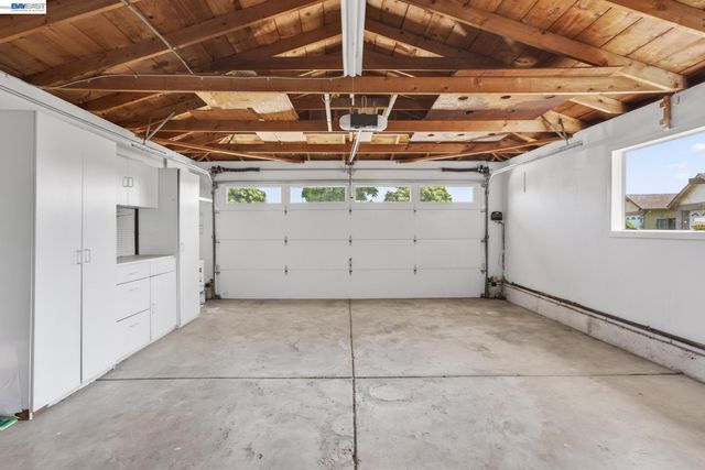 32518 Shiela Ct, Union City, CA 94587