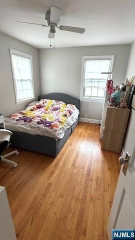 33 Harvey Avenue, Rochelle Park, NJ 07662