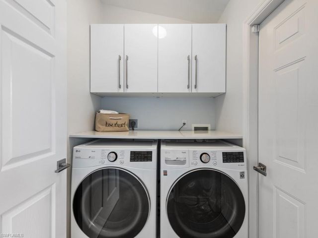 6994 Lone Oak BLVD, Naples, FL 34109