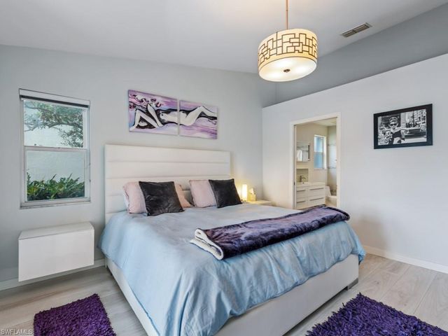 6994 Lone Oak BLVD, Naples, FL 34109