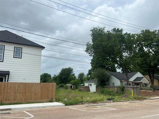 2805 Elysian Street, Houston, TX 77009