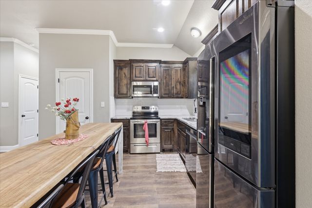 2118 Christine Drive, Granbury, TX 76048