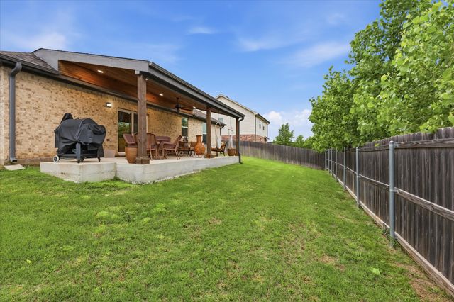 2118 Christine Drive, Granbury, TX 76048