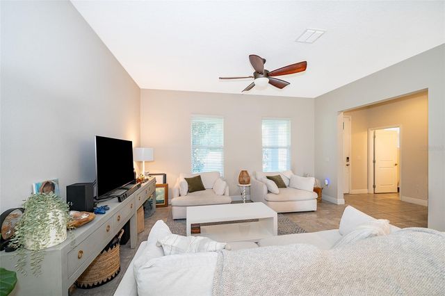 7189 SUMMERLAKE GROVES STREET, Winter Garden, FL 34787