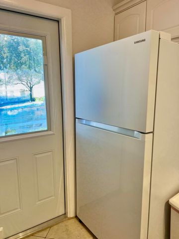 5151 W Oakland Park Boulevard 110, Lauderdale Lakes, FL 33313