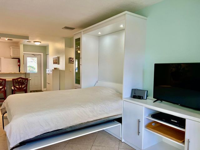 5151 W Oakland Park Boulevard 110, Lauderdale Lakes, FL 33313