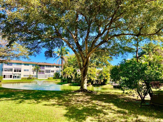 5151 W Oakland Park Boulevard 110, Lauderdale Lakes, FL 33313