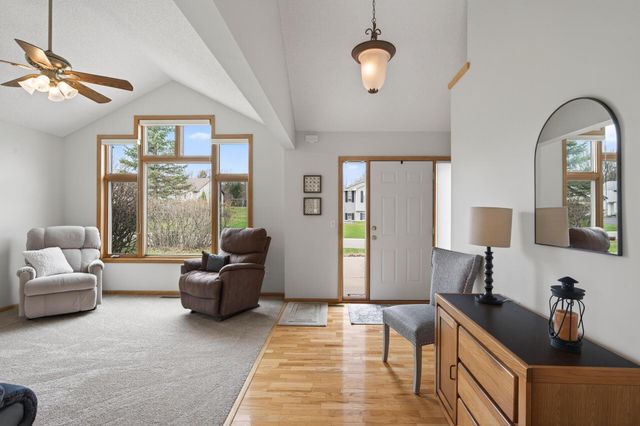 4324 Spruce Road, Saint Bonifacius, MN 55375