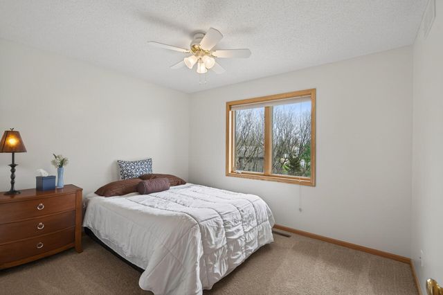 4324 Spruce Road, Saint Bonifacius, MN 55375