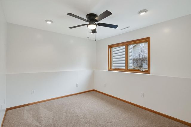 4324 Spruce Road, Saint Bonifacius, MN 55375