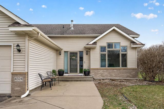 4324 Spruce Road, Saint Bonifacius, MN 55375