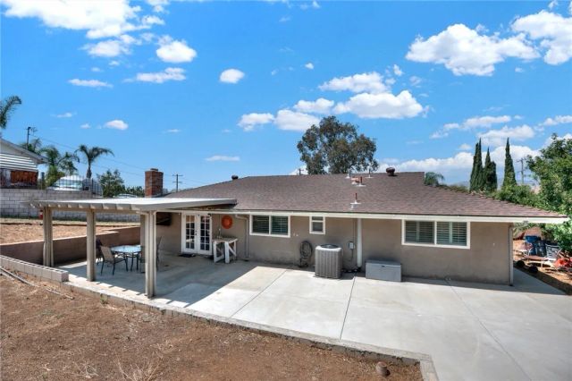 9542 52nd, Jurupa Valley, CA 92509