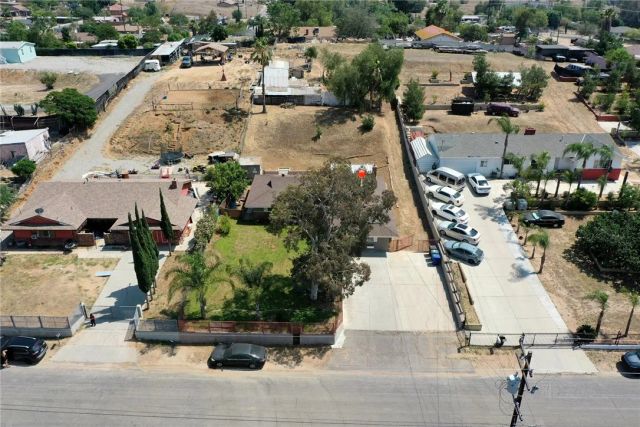 9542 52nd, Jurupa Valley, CA 92509