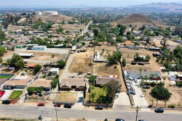 9542 52nd, Jurupa Valley, CA 92509
