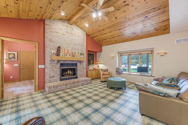 3532 S 121st COURT, Greenfield, WI 53228