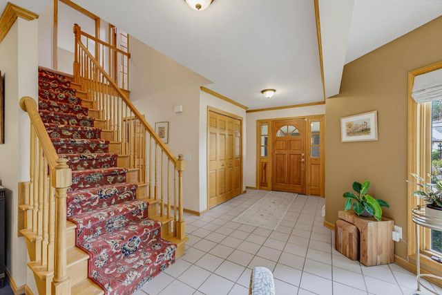 3532 S 121st COURT, Greenfield, WI 53228